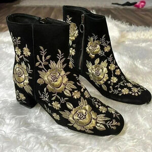 Johnny Was Retro Metallic Bootie Size 40